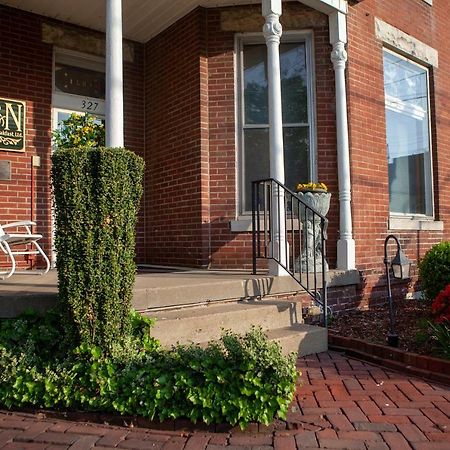 L&N Bed And Breakfast Ltd Хендерсон Экстерьер фото